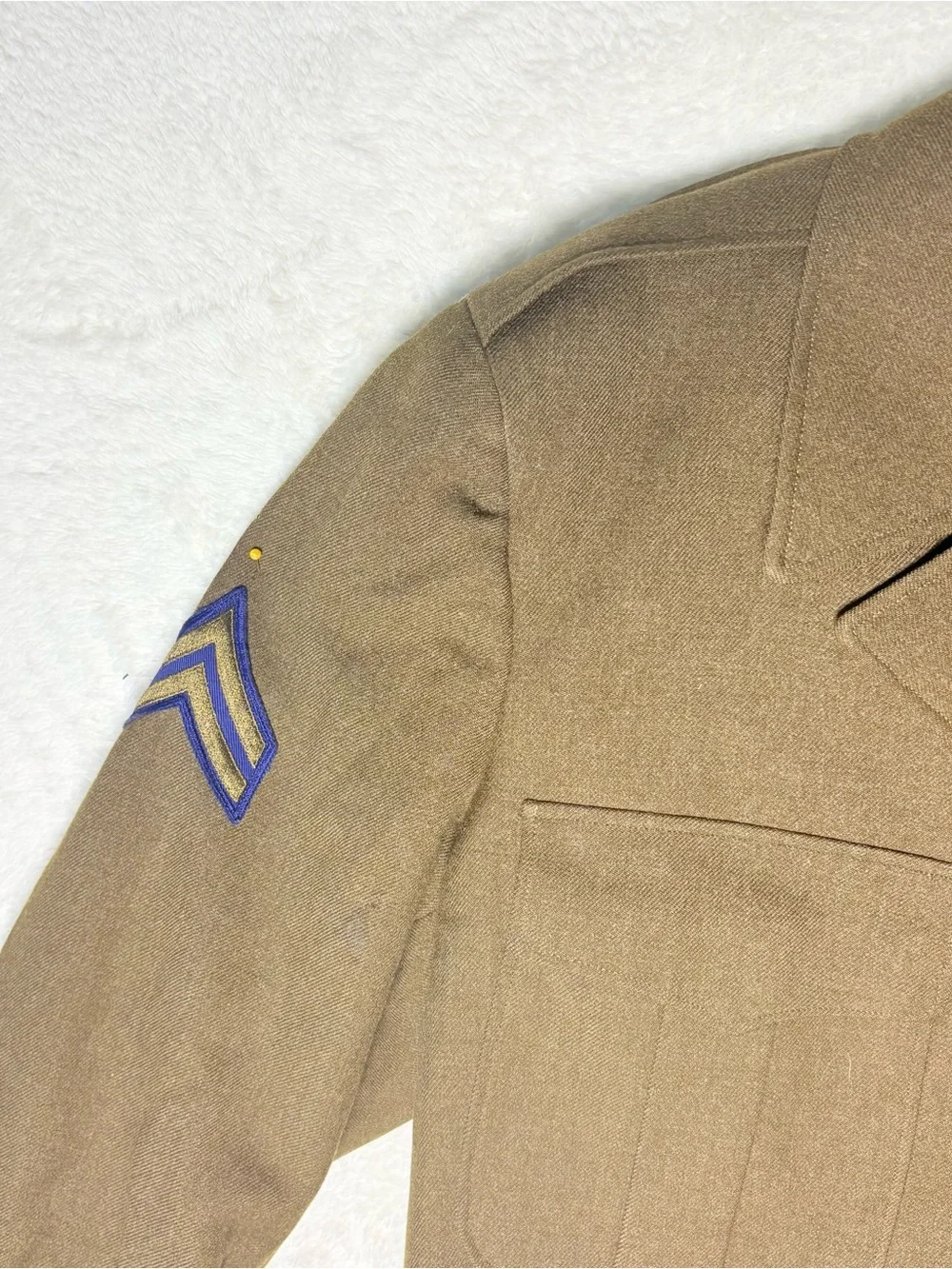Vintage WWII Era U.S. Army Eisenhower Ike Jacket Corporal Chevrons Wool 42R